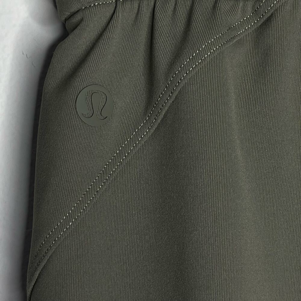 Lululemon Keep Moving Pant size 4 Grey Sage - Picture 14 of 16